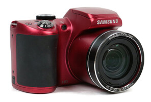 Samsung WB100 Digital Photo and HD Video Camera