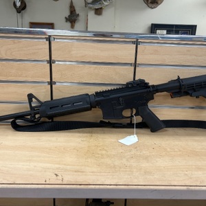 SMITH & WESSON  M&P-15 5.56MM Semi Automatic Rifle