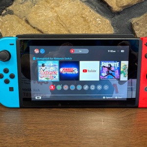 NINTENDO HAC-001(-01) / SWITCH