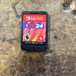 NBA 2K24 / SWITCH / NO CASE