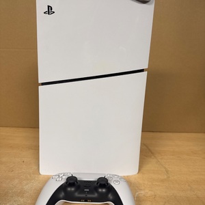 SONY CFI-2015 / PS5 GAMING CONSOLE