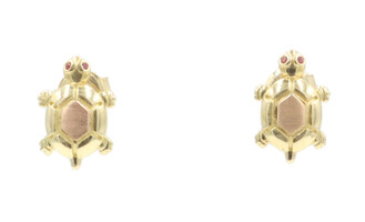 14KT Yellow Gold 3D Turtle Round Lab Created Ruby Detailed Stud Earrings - 1.4g