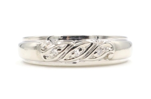 Vintage Style 14KT White Gold 3-Stone 0.04 Ctw Single Cut Diamond Ring WS - 4.4g