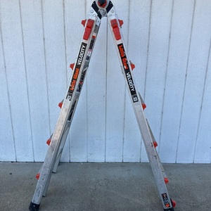 LITTLE GIANT VELOCITY 22' EXTENSION LADDER