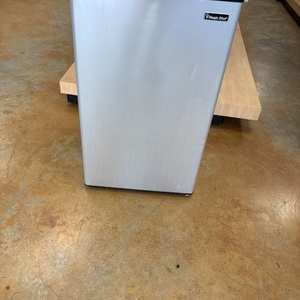 Magic Chef HMR330SE