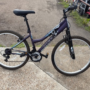 HUFFY TUNDRA / MOUNTAIN BIKE