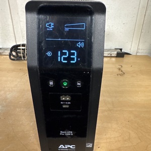 SCHNEIDER ELECTRIC APC PRO 1000s