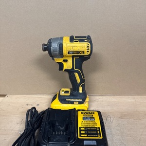 DEWALT DCF887 / IMPACT DRILL