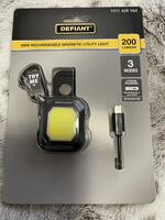Defiant Mini Rechargeable Magnetic Utility Light 