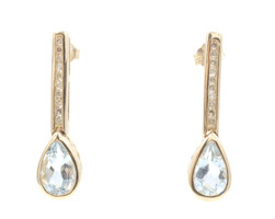 14KT Yellow Gold 1.56 ctw Pear Cut Aquamarine & 0.20 ctw Diamond Drop Earrings 