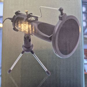 USB MICROPHONE W/POP FILTER