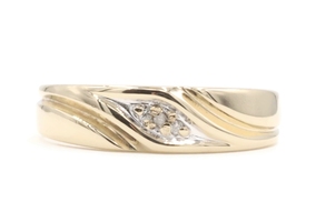 Men's Diagonal 0.03 Ctw Round Diamond 10KT Yellow Gold Wedding Band Ring 2.85g