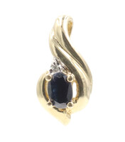 Women's 10KT Yellow Gold 0.45 ctw Oval Sapphire & Diamond Necklace Pendant 1.74g