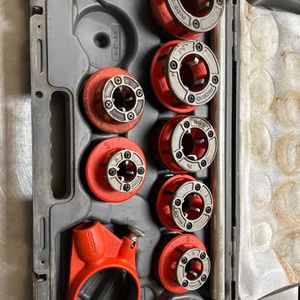 RIDGID 12-R Pipe Threading Kit 