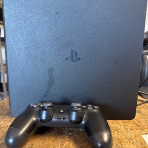 SONY CUH-2115B / PS4 SLIM GAMING CONSOLE