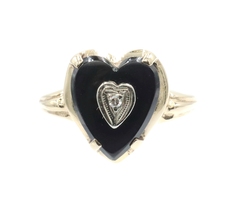 Vintage-Style Black Onyx Heart Gemstone & Diamond Accent 10KT Yellow Gold Ring