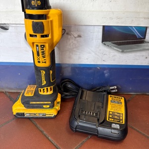 DEWALT DCE555 / CUTOUT TOOL