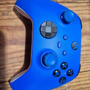 MICROSOFT XBOX blue controller