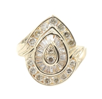 Fancy 0.78 Ctw Round & Baguette Diamond 14KT Yellow Gold Pear Cluster Ring 6.68g