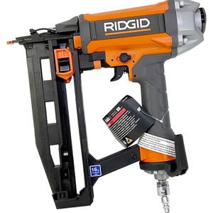 Ridgid AT161000 Pneumatic 16-Gauge 2-1/2 in. Straight Finish Nailer 