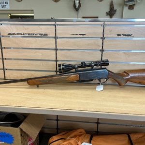 BROWNING BAR MK II Safari 7MM Semi Automatic Rifle W/Leupold Scope