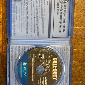 CALL OF DUTY  ADVANCED WARFARE / PS4 GAME