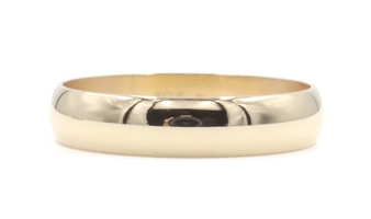 Classic 10KT Yellow Gold 4.1mm Wide Wedding Band Ring Size 7 3/4 by TW - 2.27g