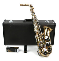Yamaha YAS-26 Alto Saxophone in Hard Case