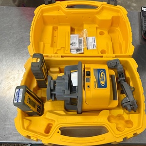 ***BLOW OUT DEAL!!!!!!!!*** Spectra LL500 Precision Laser Level