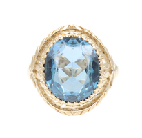 7.0 Ct Solitaire Oval Blue Topaz 14KT Yellow Gold Leaf Motif Cocktail Ring 6.96g