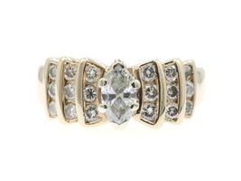 Women's 0.97 Ctw Marquise & Round Cut Diamond 14KT Yellow Gold Estate Ring 4.74g