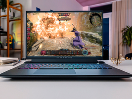 ALIENWARE M18 R2 Series 18" Windows 11 Gaming Laptop 