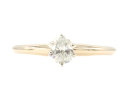 Women's Solitaire 0.29 Ct Oval Cut Diamond 14KT Yellow Gold Engagement Ring 1.7g