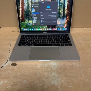 APPLE MAC BOOK PRO LAPTOP