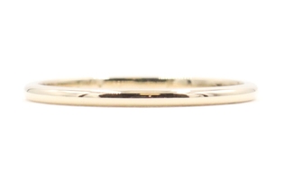 14KT Yellow Gold 1.5mm Thin Classic Wedding Band Ring Size 8 - 1.35 Grams
