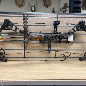 Matthews Switchback XT Compound Bow
