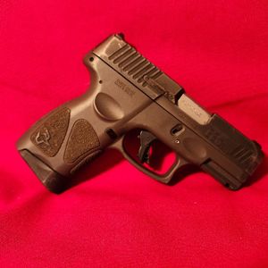 Taurus g3c Semi Auto 9mm Pistol