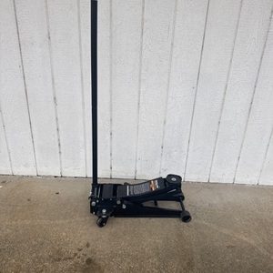 TOTAL PRO E116A1 3TON FLOOR JACK