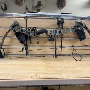 DIAMOND  RAZOR EDGE Youth Compound Bow