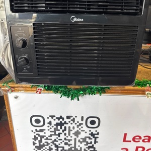MIDEA MAW05M1WBL AC WINDOW UNIT