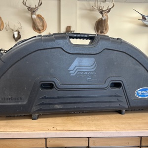Plano Pillarlock Hard Bow Case