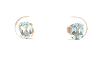 0.80 Ctw Oval Cut Light Blue Topaz 6mm Sterling Silver (925) Stud Earrings