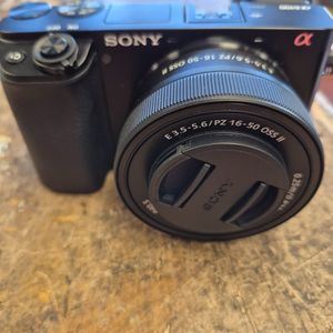 Sony - Alpha 6100 APS-C Mirrorless Camera 4K Video Camera with E PZ 16-50mm Lens