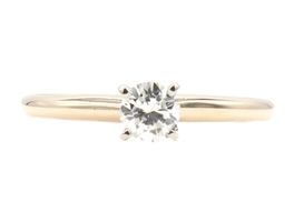 Women's Classic Solitaire 0.25 ctw Round Cut Diamond 14KT Gold Engagement Ring