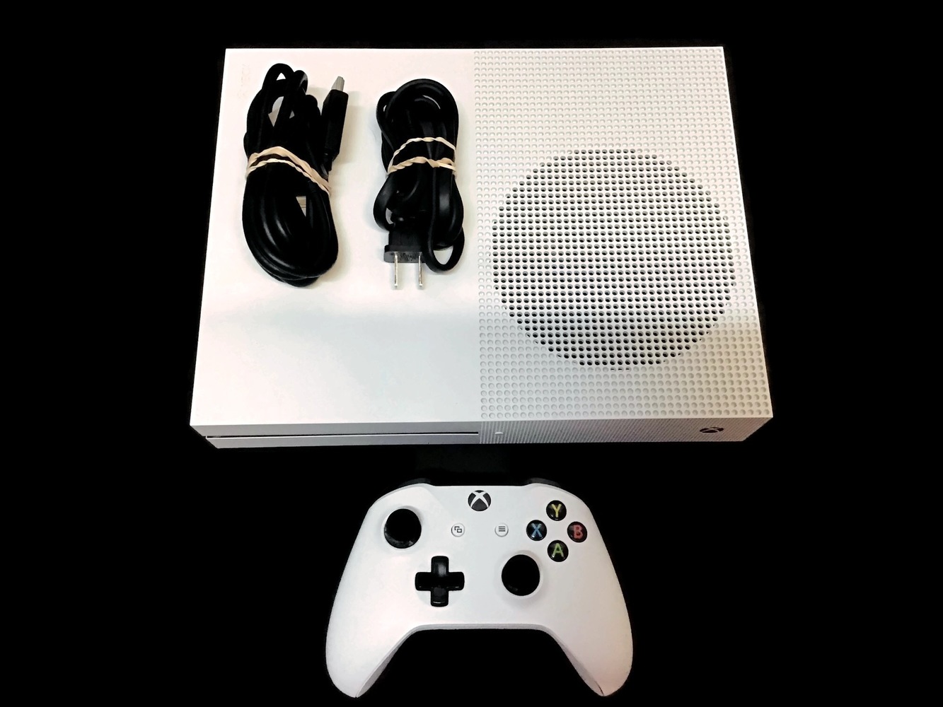 Microsoft Xbox One S 1681 White 1tb Console With Controller 